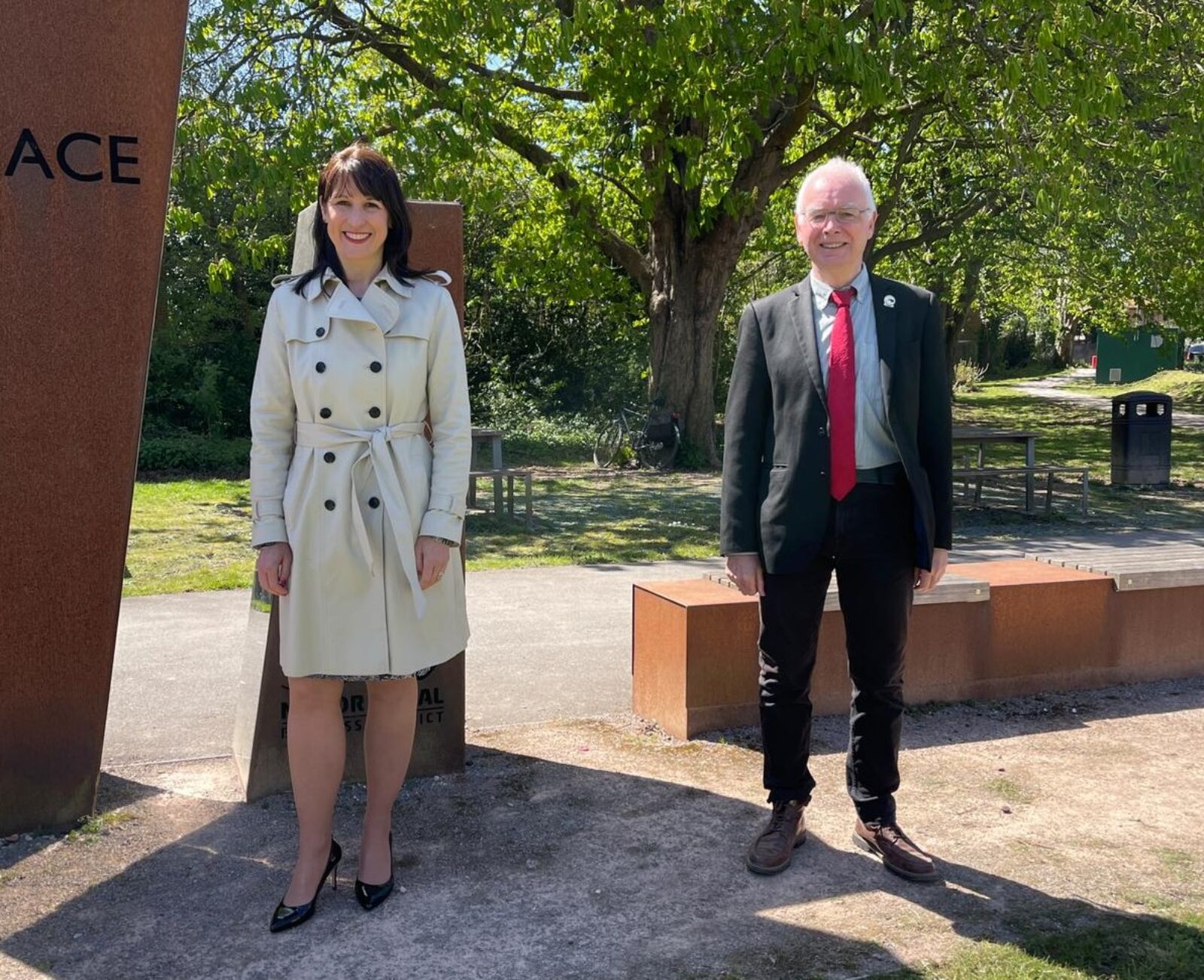 Rachel Reeves MP - Cllr Peter Smith
